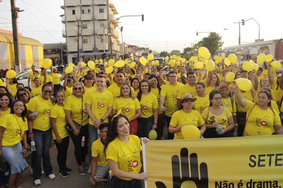 Prefeitura realiza caminhada do Setembro Amarelo (De prevenção do suicídio).